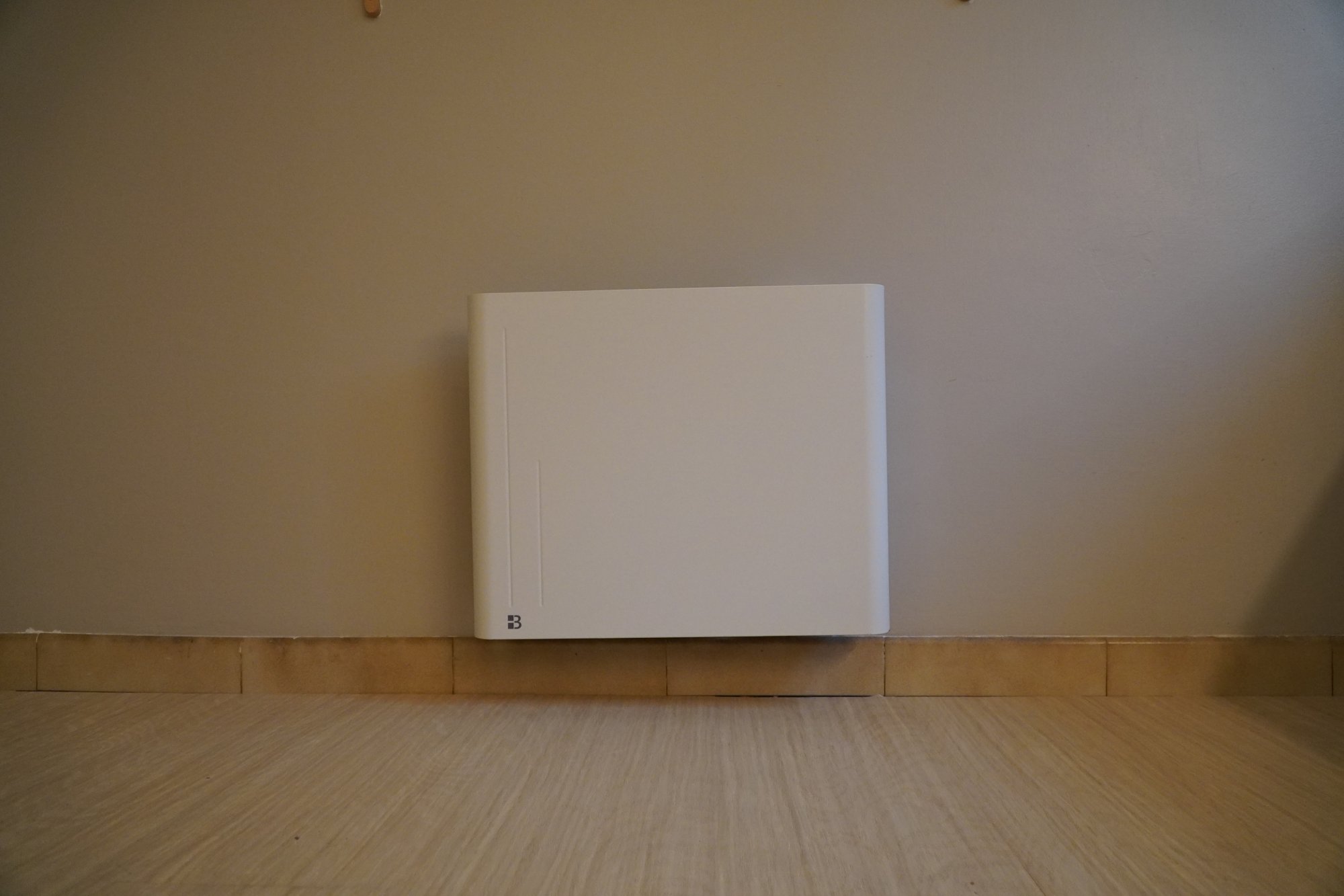 Radiateur électrique mural